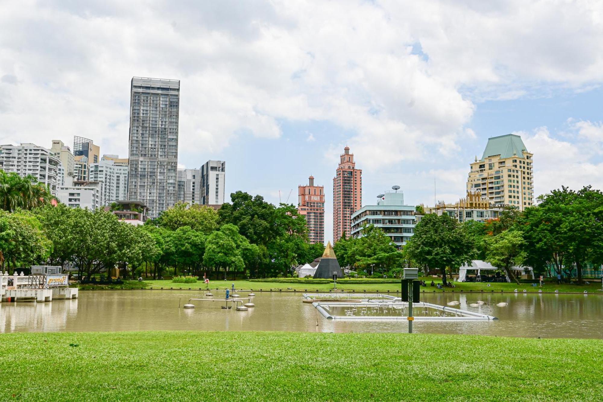 Courtyard By Marriott Bangkok Sukhumvit 20 Hotell Exteriör bild