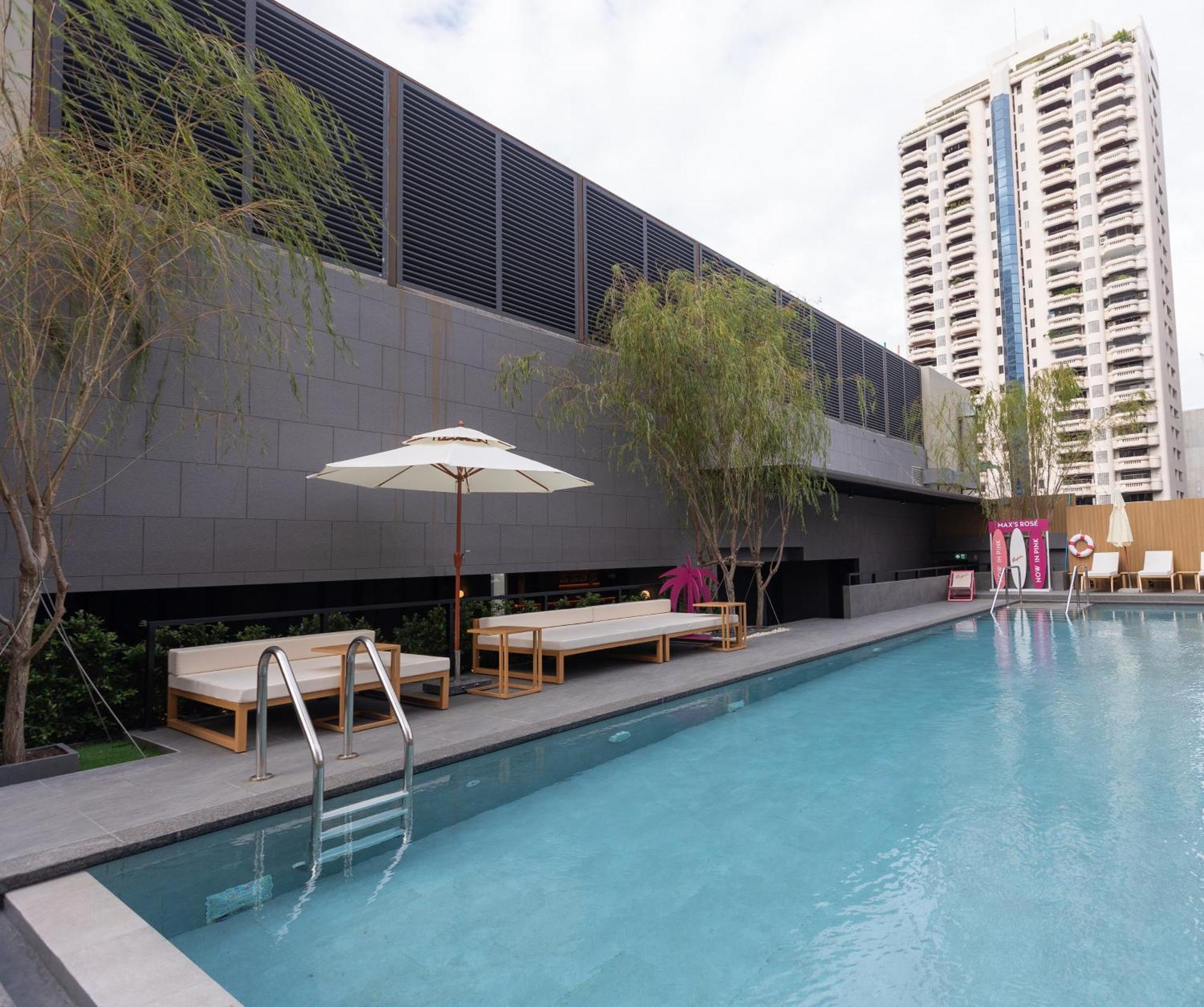 Courtyard By Marriott Bangkok Sukhumvit 20 Hotell Exteriör bild